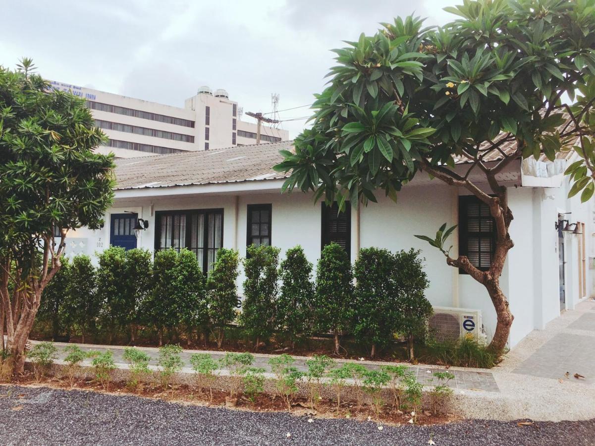 Snoozy Guesthouse Phuket Exterior photo